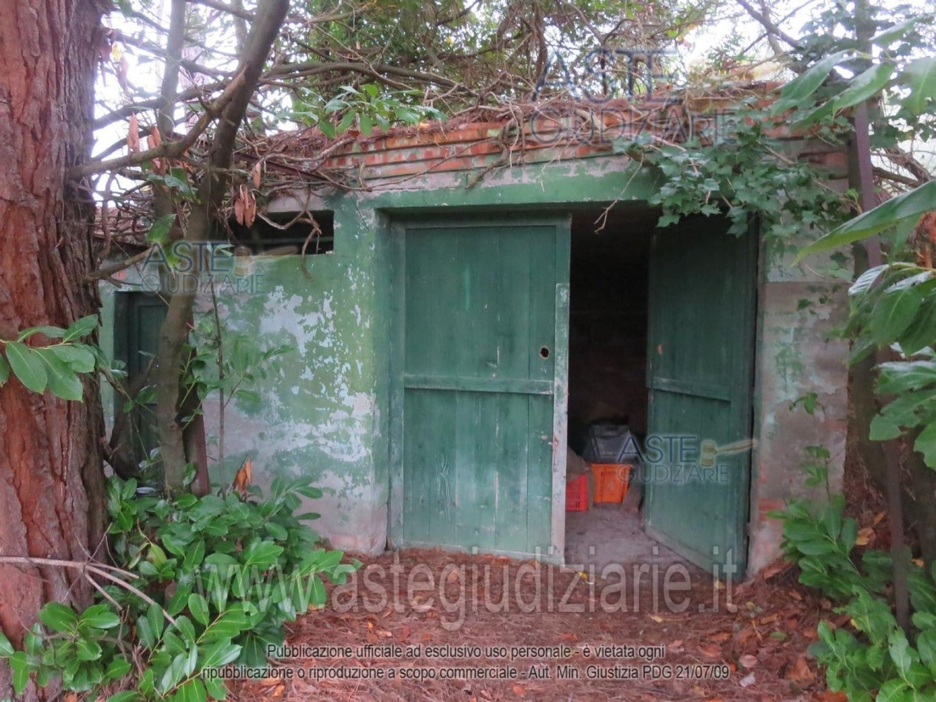 Grundstück in Serravalle Pistoiese, Italy 13669m², Nr. 379485