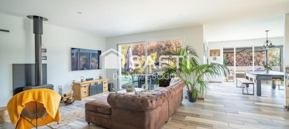 Casa de 3 dormitorios en Audenge, France No. 107589 4