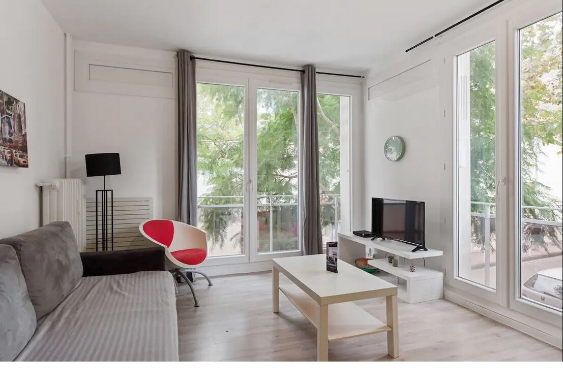 Studio in Toulon, France No. 350775