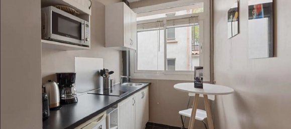 Studio in Toulon, France No. 350775 4