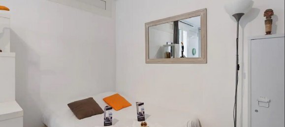 Studio in Toulon, France No. 350775 7