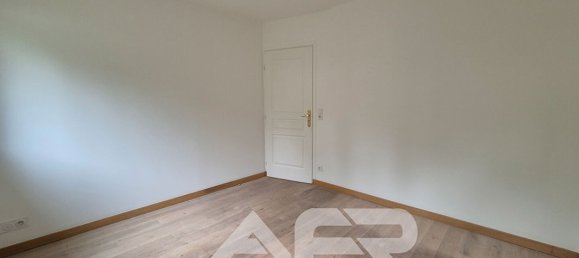 1 bedroom Apartment in Chatou, France No. 178377 6