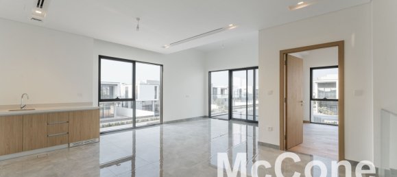 5 Schlafzimmer Villa in Al Furjan, UAE, Nr. 35601 8