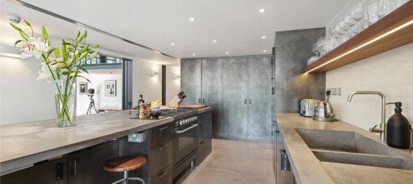 4 bedrooms Office in London, United Kingdom No. 5262 13