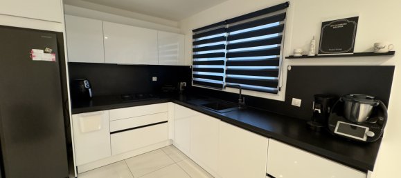 3 chambres Maison à Vernouillet, France No. 152313 4