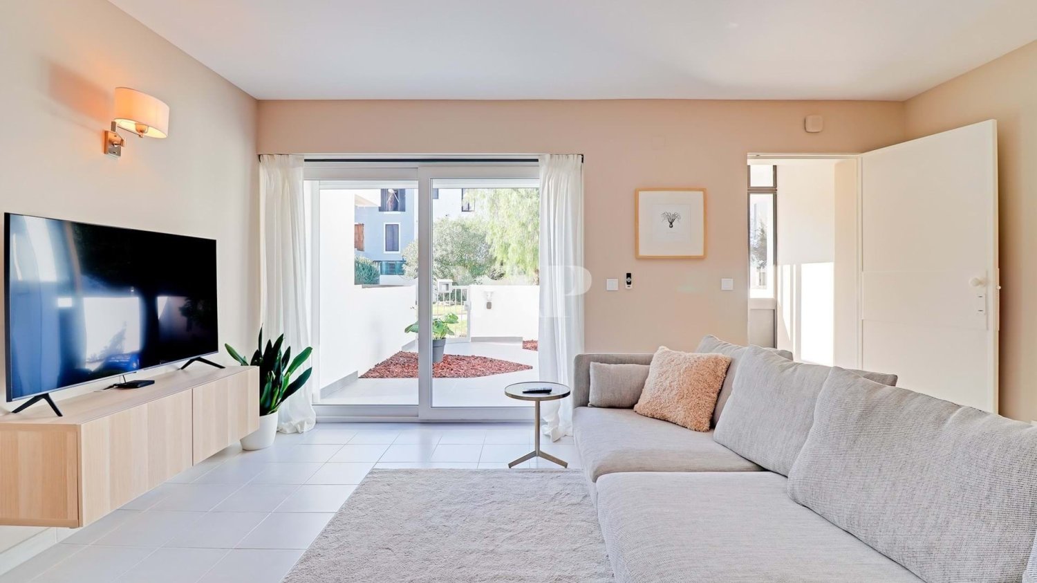 3 bedrooms Villa in Quarteira, Portugal No. 93139