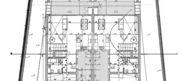 3 bedrooms Villa in Quarteira, Portugal No. 93139 2