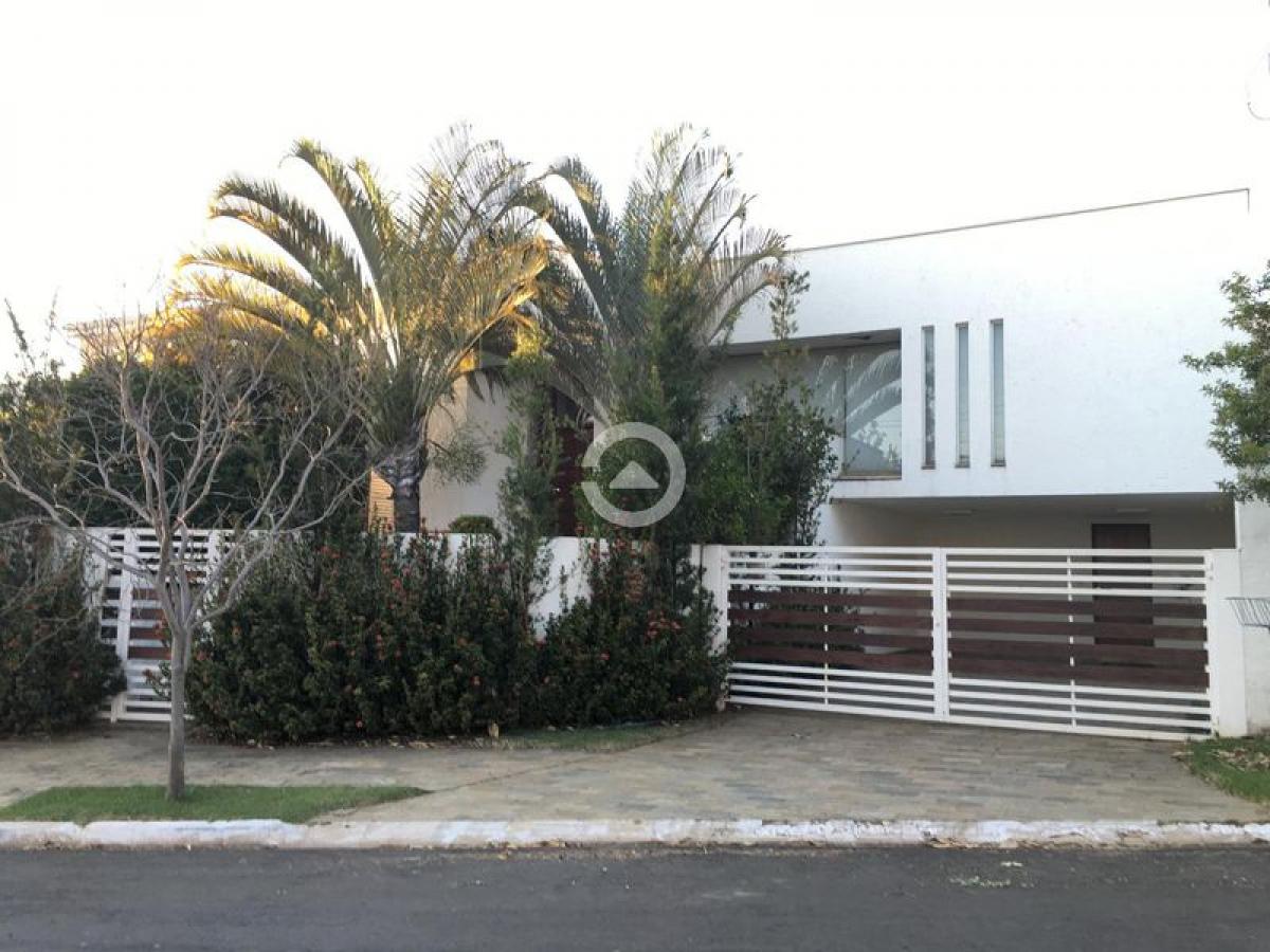 Casa de 3 dormitorios en Sao Paulo, Brazil No. 480383