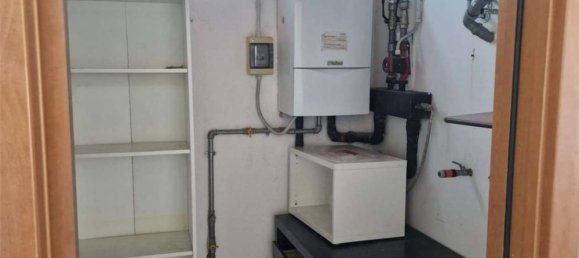 1 room Warehouse in Albese con Cassano, Italy No. 340506 9