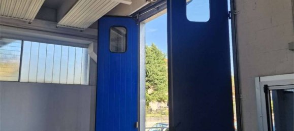 1 room Warehouse in Albese con Cassano, Italy No. 340506 2