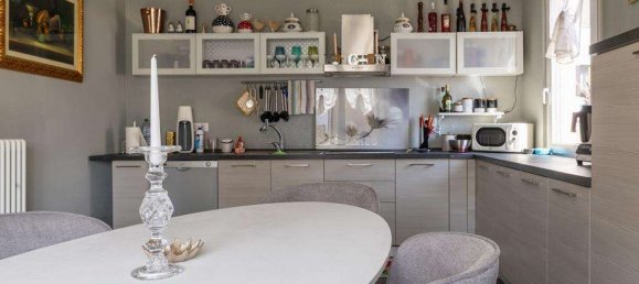 8 rooms House in Gravedona ed Uniti, Italy No. 59006 4