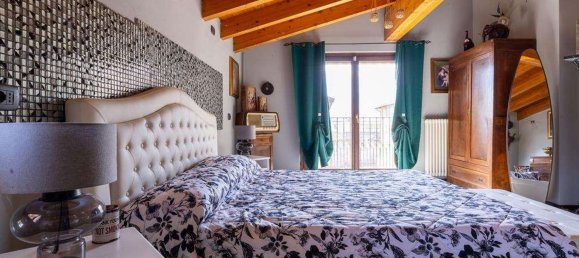 8 rooms House in Gravedona ed Uniti, Italy No. 59006 18