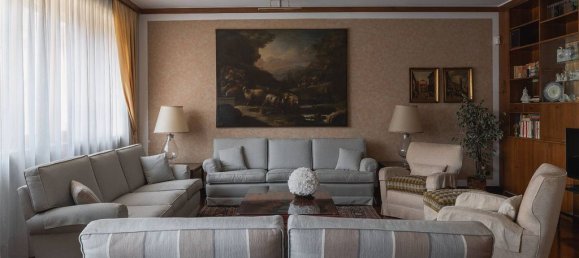 Apartamento T5 em Milan, Italy N.º 332109 2