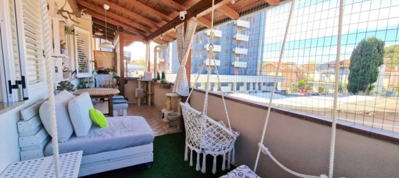 Квартира с 4 спальнями в Риччоне, Италия № 328011 16