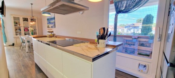 Квартира с 4 спальнями в Риччоне, Италия № 328011 12