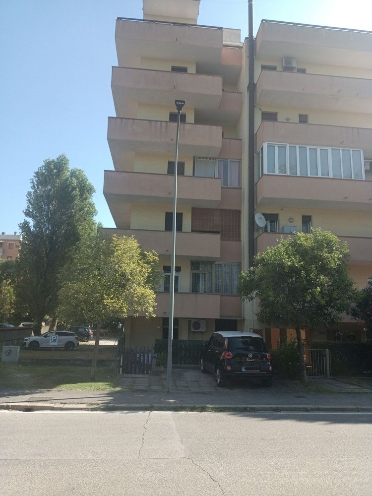 3 Schlafzimmer Wohnung in Ravenna, Italy, Nr. 334286