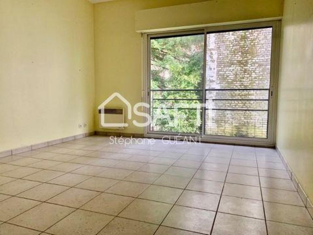 Apartamento de 2 dormitorios en Abbeville, France No. 6424