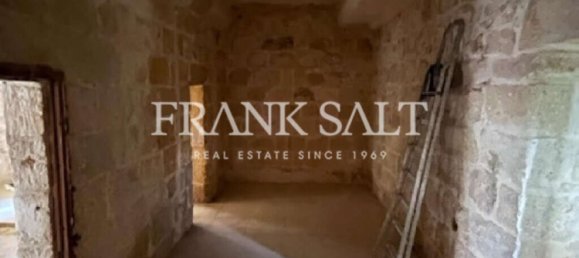 3 bedrooms Farm in Munxar, Malta No. 494 6