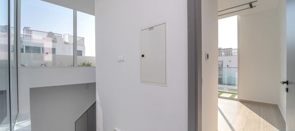 4 Schlafzimmer Villa in Al Barari, UAE, Nr. 120902 5