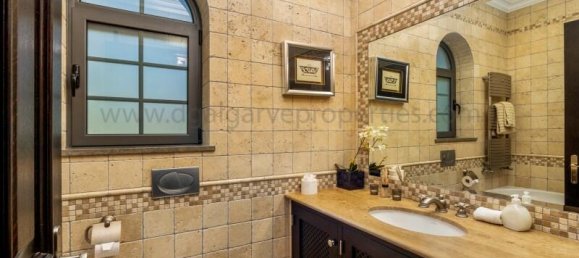 6 bedrooms Villa in Loule, Portugal No. 108711 20