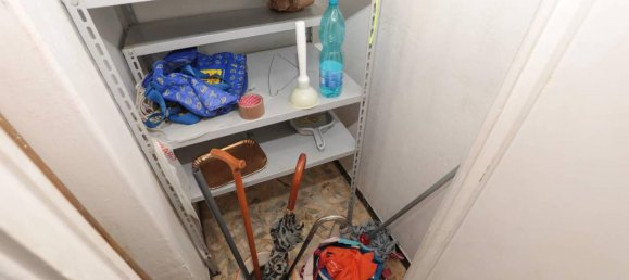 Apartamento de 2 habitaciónes en Genoa, Italy No. 166870 12