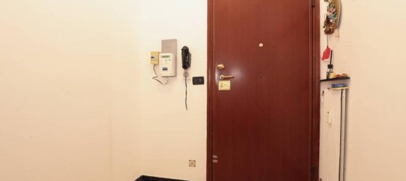 Apartamento de 2 habitaciónes en Genoa, Italy No. 166870 13