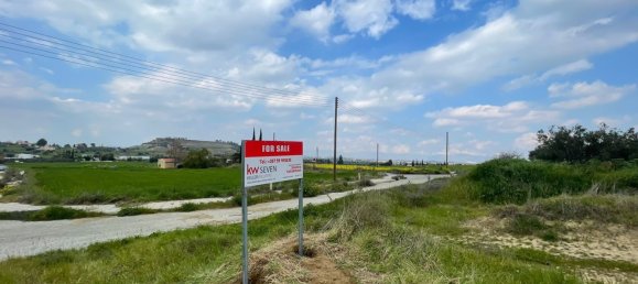 3142 m² terreno en venta en Pera, Nicosia, Cyprus № 26685 3