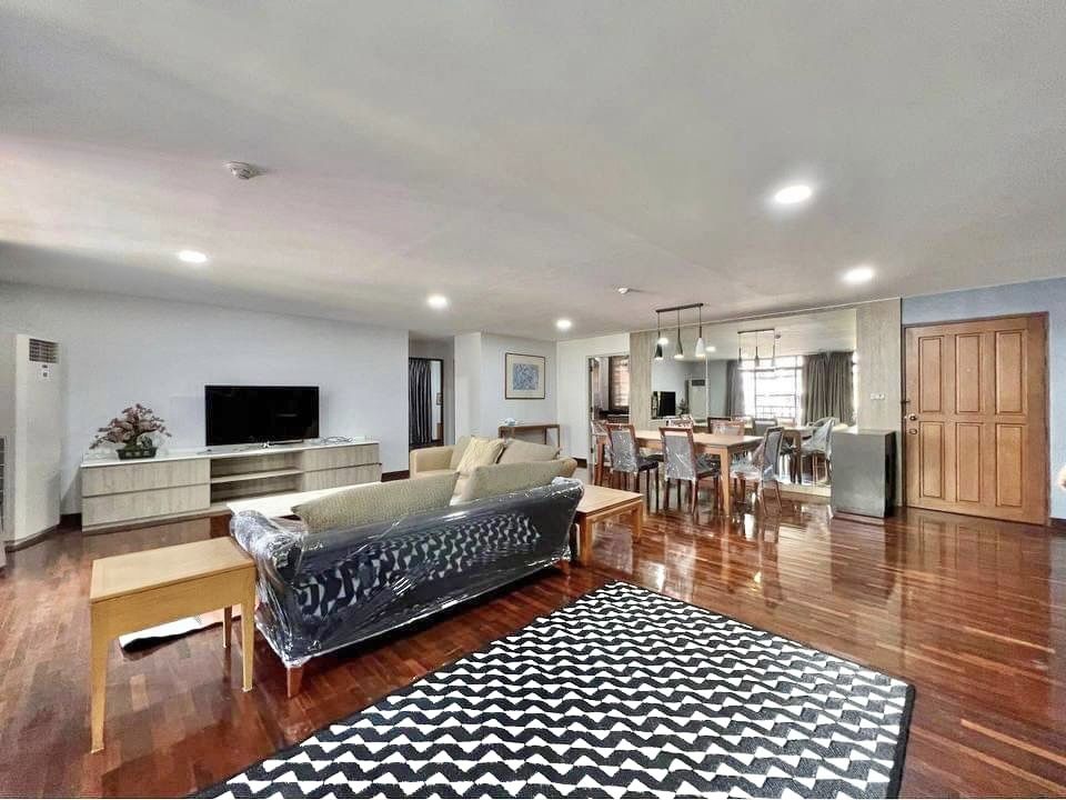 4 Schlafzimmer Eigentumswohnung in Watthana, Thailand, Nr. 72077