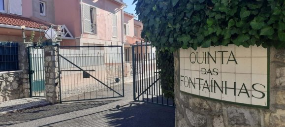 Вилла с 4 спальнями в Оэйраш, Португалия № 106000 2