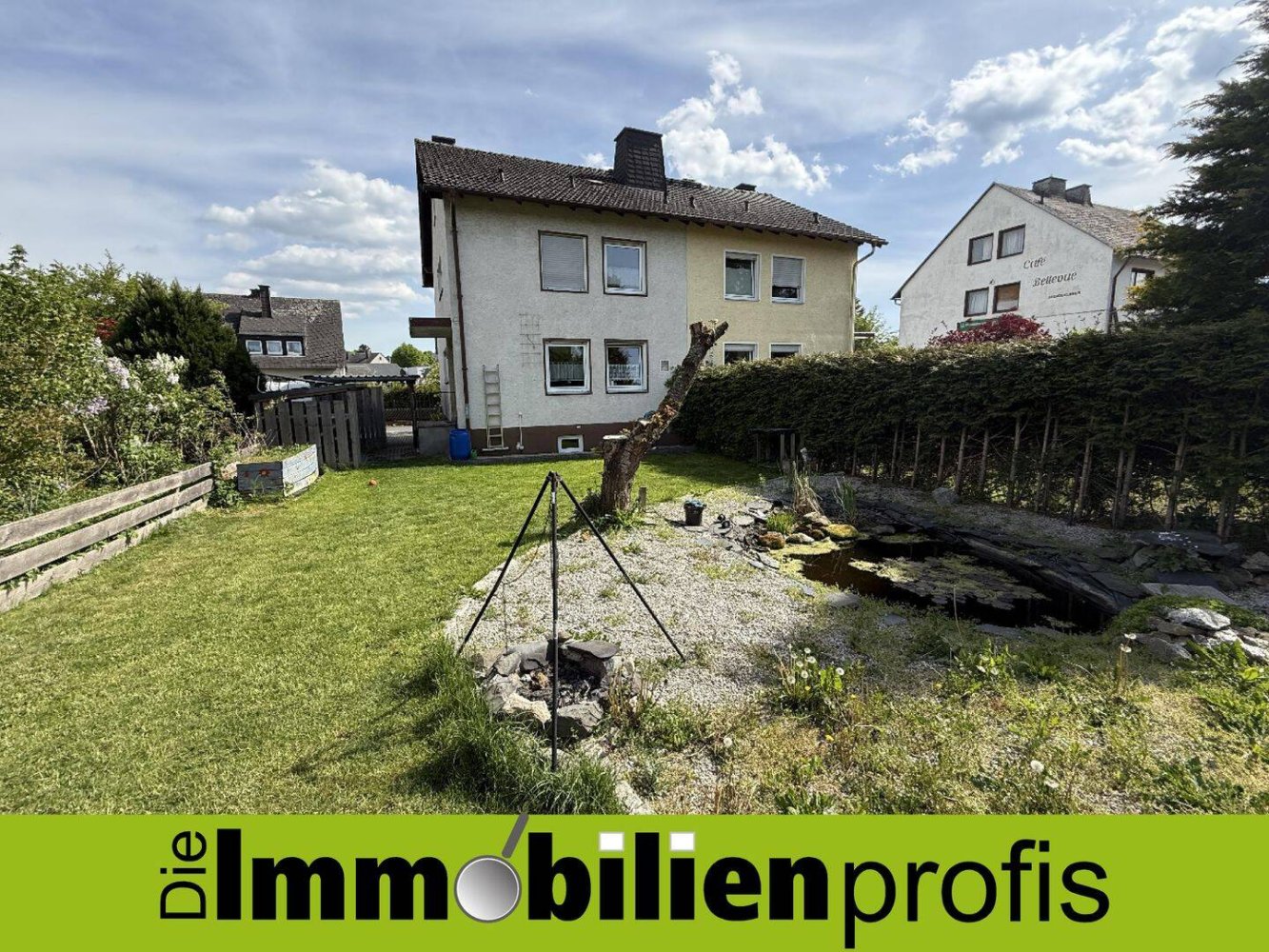 4 rooms Townhouse in Hof, Germany No. 126590