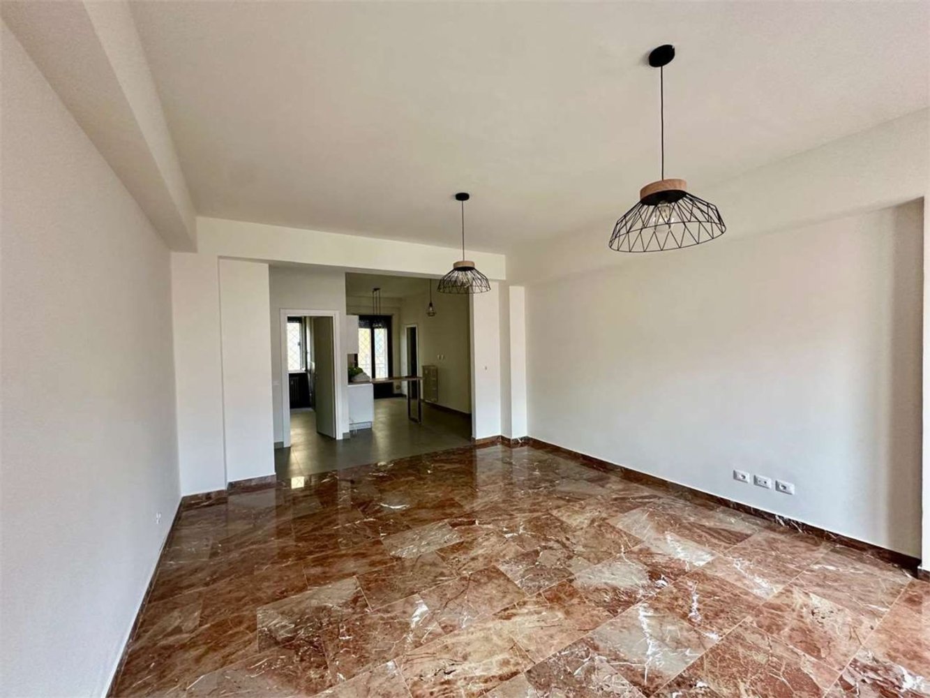 4 rooms Apartment in Piacenza, Italy No. 283434