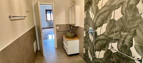 4 rooms Apartment in Piacenza, Italy No. 283434 11