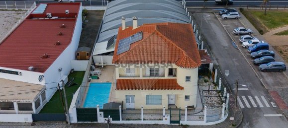 3 bedrooms Commercial property in Setubal, Portugal No. 161687 2