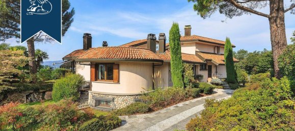 Villa de 5 divisões em Besozzo, Italy N.º 283230 25