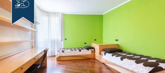 Villa de 5 divisões em Besozzo, Italy N.º 283230 44