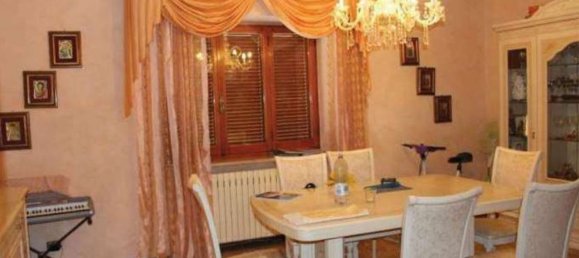 Apartamento de 7 habitaciónes en Gualdo Cattaneo, Italy No. 190443 12