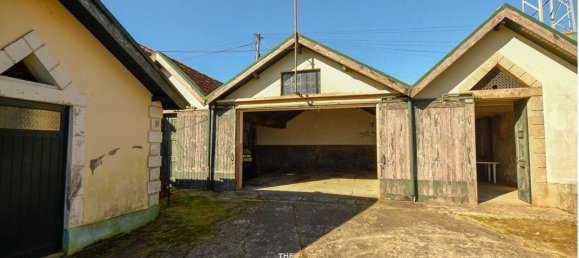 8 bedrooms House in Vila Nova de Gaia, Portugal No. 51013 6