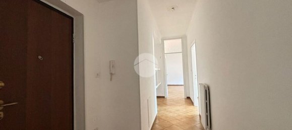 3 Schlafzimmer Wohnung in Castellammare di Stabia, Italy, Nr. 311576 5