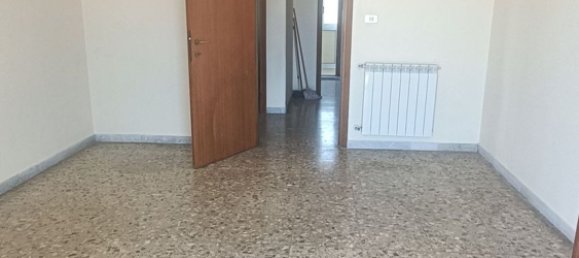 4 bedrooms Apartment in Giarre, Italy No. 371929 4