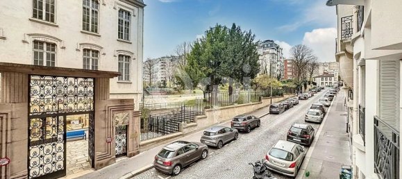 2-salle Appartement à Paris, France No. 165534 9