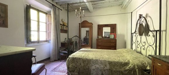 3 bedrooms House in Lucca, Italy No. 320499 10