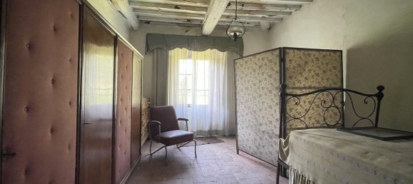 3 bedrooms House in Lucca, Italy No. 320499 8