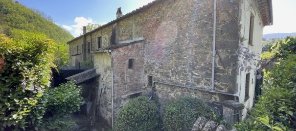 3 bedrooms House in Lucca, Italy No. 320499 2