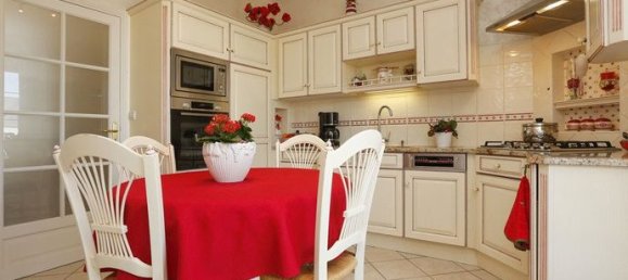 Дом с 5 спальнями в Сен-Мартен-ле-Бо, Франция № 315398 2