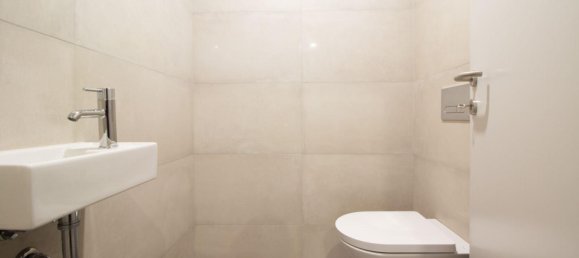 3 bedrooms Apartment in Porto, Portugal No. 130155 17