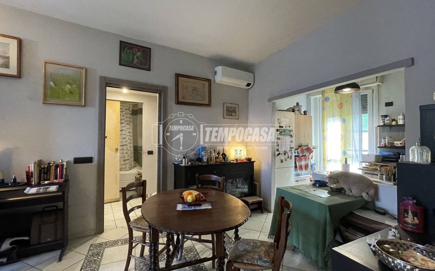 3غرفة شقة في Milan, Italy رقم 248690