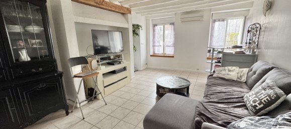 2 Schlafzimmer Haus in Rouvres-en-Multien, France, Nr. 228668 2