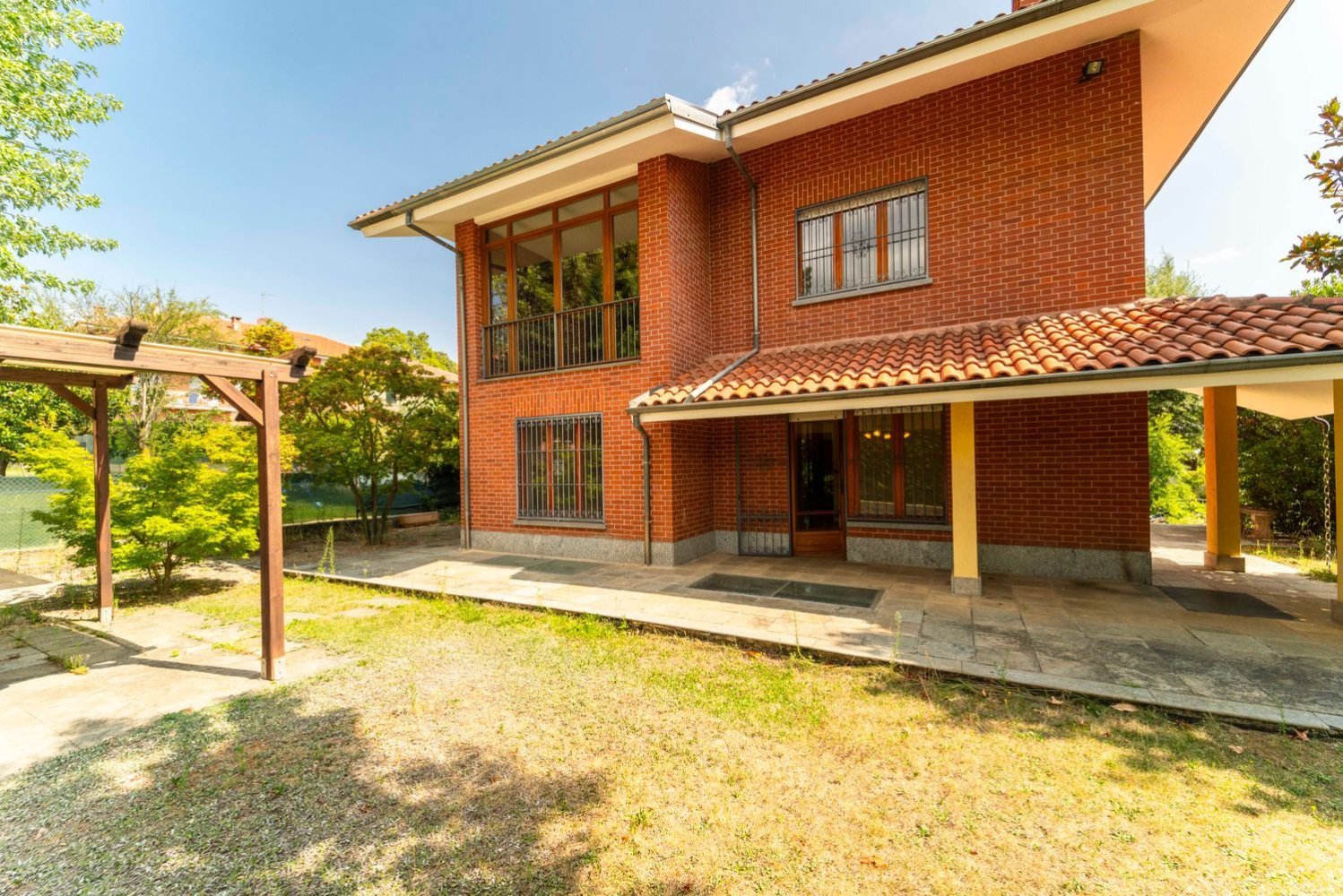 Вилла с 5 спальнями в Вилларбассе, Италия № 316709