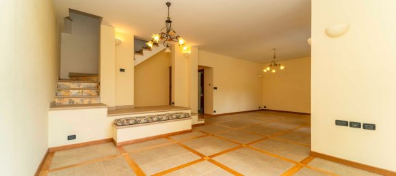 Вилла с 5 спальнями в Вилларбассе, Италия № 316709 31