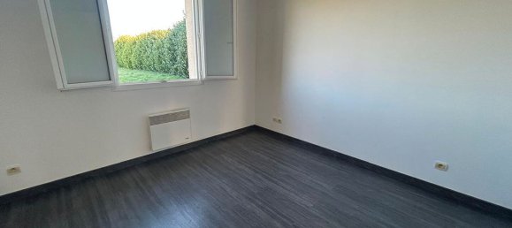 2 Schlafzimmer Haus in Varennes-les-Narcy, France, Nr. 205901 6